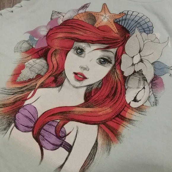 Disney Tops - MAKE AN OFFER ;) Little mermaid Ariel graphic top